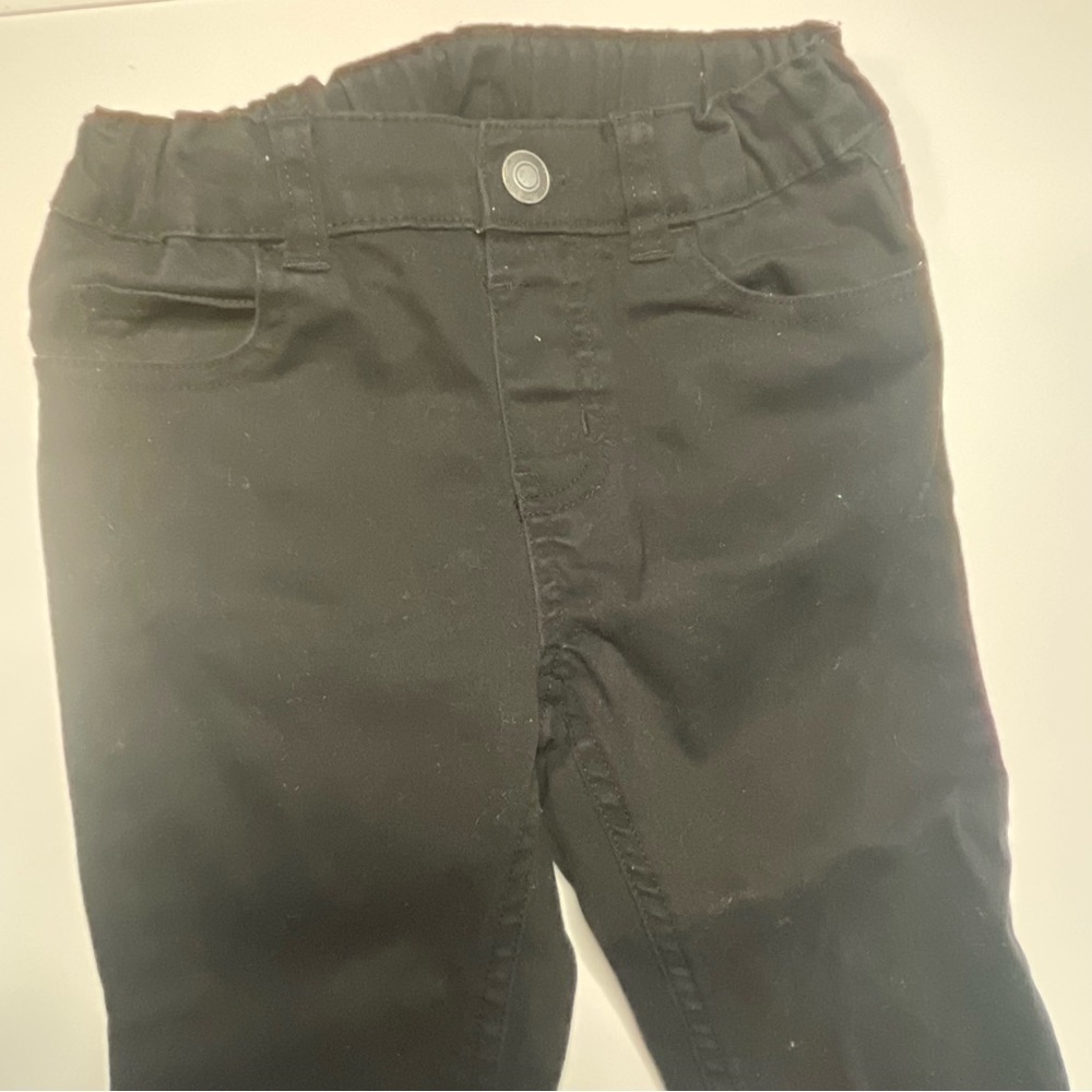Garanimals 3T Black Straight Leg Skinny Jeans PRELOVED - Picture 2 of 7